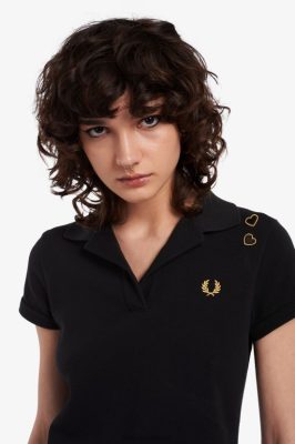 Fred Perry Batai - Fred Perry marškinėliai atvira apykakle juodas moterų PXR4PH644 drabužių